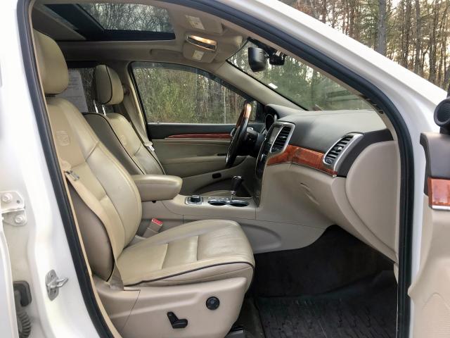 1J4RR6GT1BC605379 - 2011 JEEP GRAND CHER Blanco foto 5