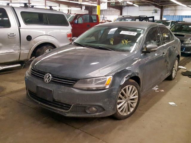 3VWLX7AJ2BM346993 - 2011 VOLKSWAGEN JETTA SEL GRAY photo 2