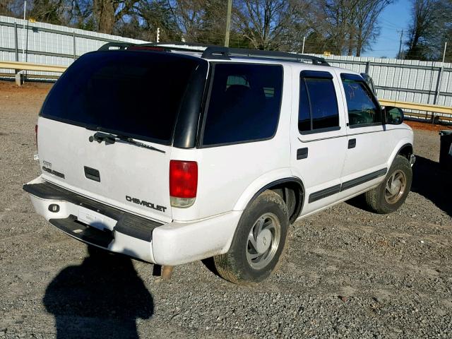 1GNDT13W512215093 - 2001 CHEVROLET BLAZER WHITE photo 4