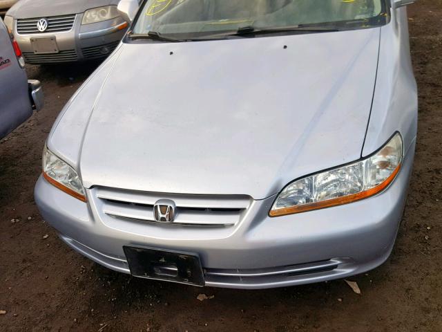 1HGCG66511A081473 - 2001 HONDA ACCORD LX SILVER photo 9