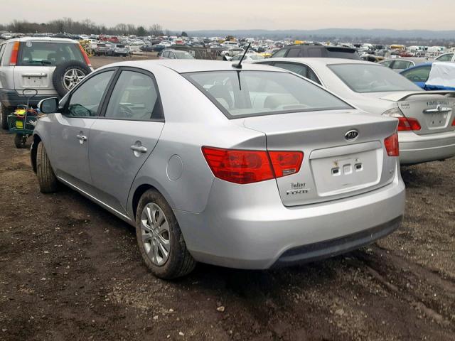 KNAFU4A24A5235587 - 2010 KIA FORTE EX SILVER photo 3