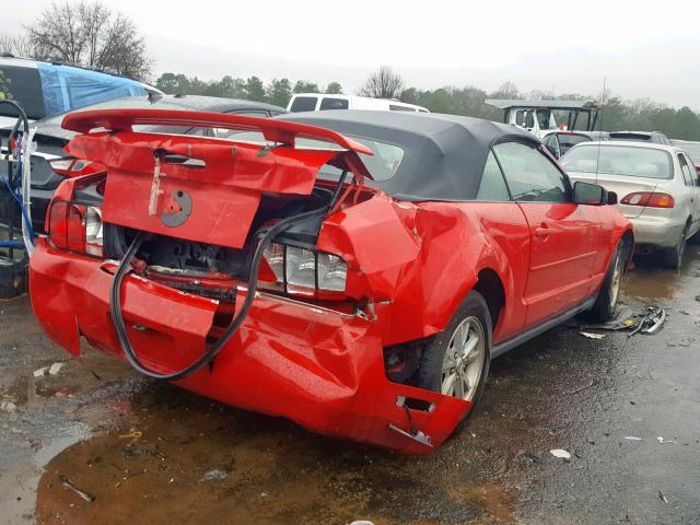 1ZVFT84N065199162 - 2006 FORD MUSTANG RED photo 4