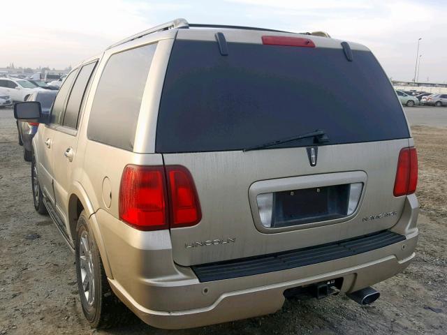 5LMFU28R14LJ24725 - 2004 LINCOLN NAVIGATOR 金色 照片 3