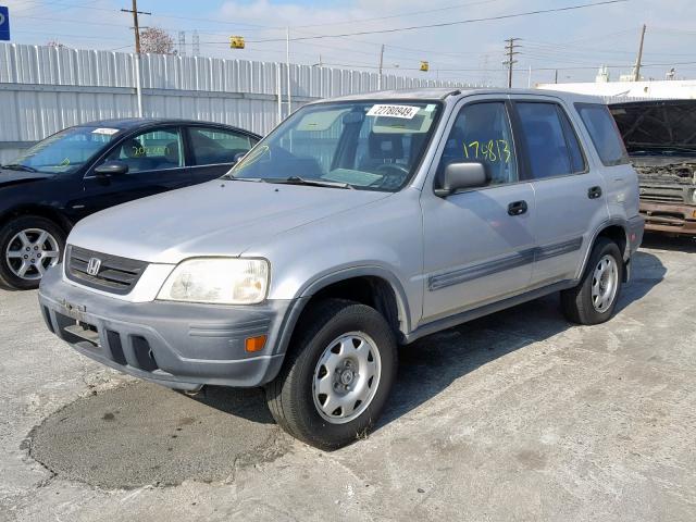 JHLRD2840WC011217 - 1998 HONDA CR-V LX SILVER photo 2