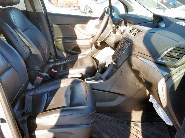 KL4CJCSB4EB627879 - 2014 BUICK ENCORE GRAY photo 5