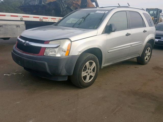 2CNDL13F556026487 - 2005 CHEVROLET EQUINOX LS SILVER photo 2