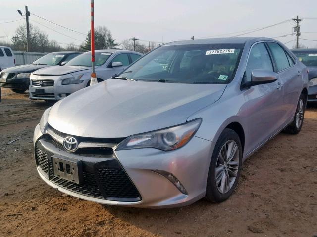 4T1BF1FK4GU169605 - 2016 TOYOTA CAMRY LE SILVER photo 2