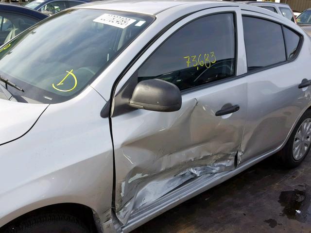 3N1CN7AP4DL828535 - 2013 NISSAN VERSA S GRAY photo 10