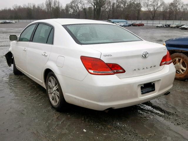 4T1BK36B06U164231 - 2006 TOYOTA AVALON XL WHITE photo 3