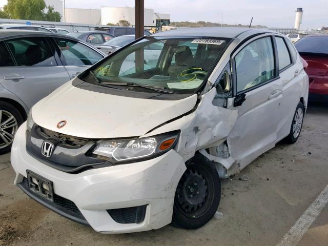 3HGGK5G59FM747806 - 2015 HONDA FIT LX WHITE photo 2