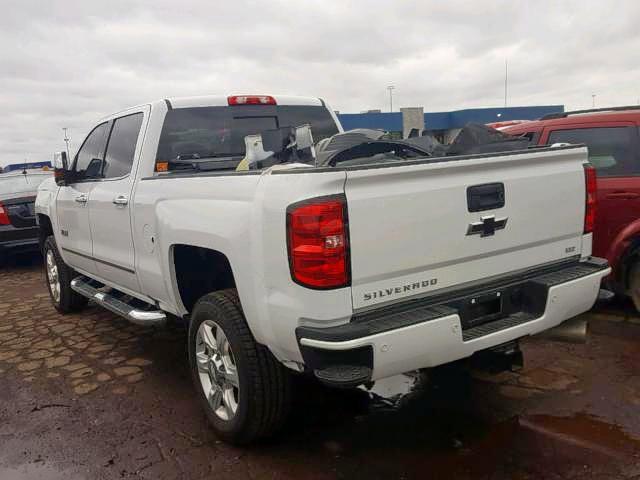 1GC1KWEY1JF151900 - 2018 CHEVROLET SILVERADO WHITE photo 3