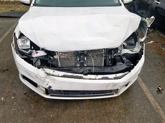 1VWBS7A32GC018221 - 2016 VOLKSWAGEN PASSAT SE WHITE photo 9