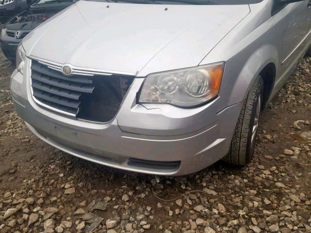 2A8HR44H38R628709 - 2008 CHRYSLER TOWN & COU ვერცხლისფერი ფოტო 9