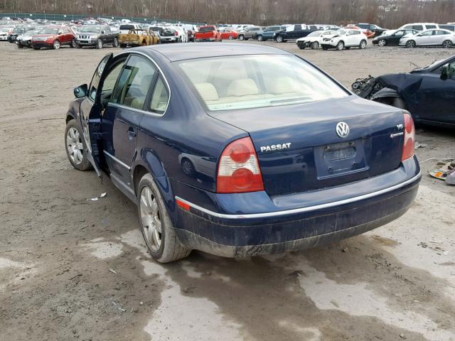 WVWTH63B82E001408 - 2002 VOLKSWAGEN PASSAT GLX BLUE photo 3