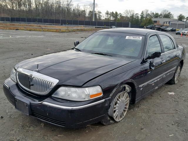 1LNHM82VX7Y629383 - 2007 LINCOLN TOWN CAR S BLACK photo 2