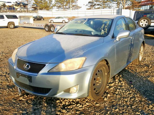 JTHCK262662003721 - 2006 LEXUS IS 250 BLUE photo 2