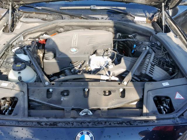 WBA5A7C52GG147681 - 2016 BMW 528 XI შავი ფოტო 7