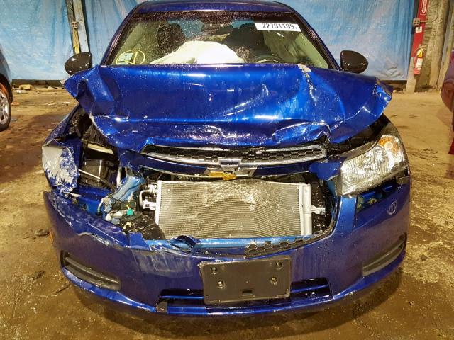 1G1PC5SH1C7174752 - 2012 CHEVROLET CRUZE LS BLUE photo 9