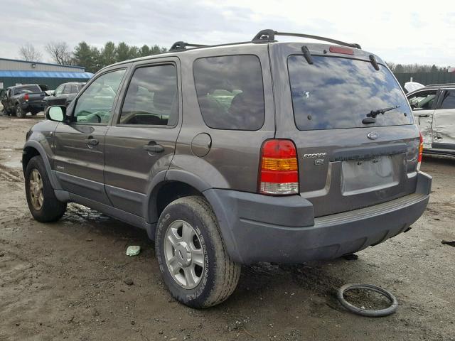 1FMYU03182KC16953 - 2002 FORD ESCAPE XLT GRAY photo 3