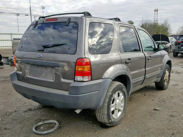 1FMYU03182KC16953 - 2002 FORD ESCAPE XLT GRAY photo 4