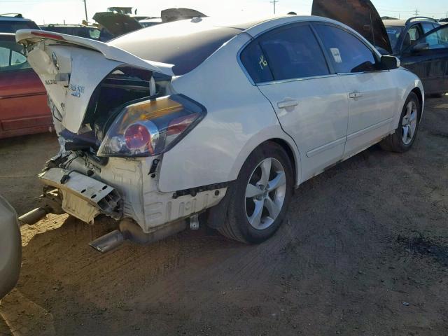 1N4BL21E48N429569 - 2008 NISSAN ALTIMA 3.5 WHITE photo 4