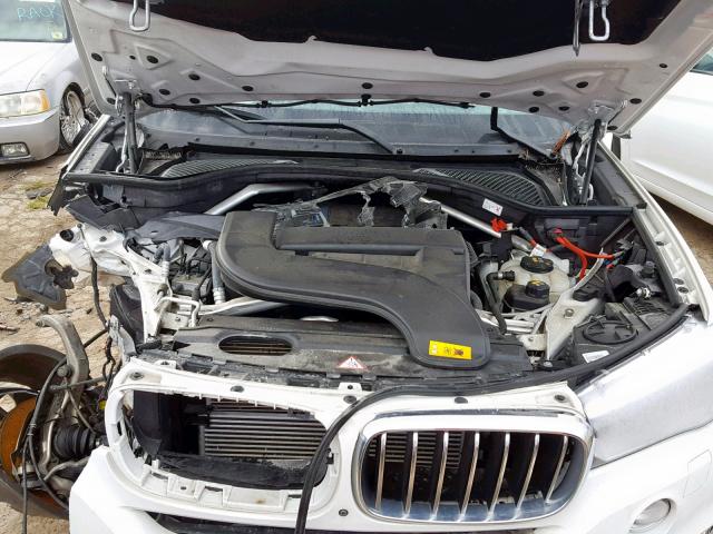 5UXKT0C5XG0S75567 - 2016 BMW X5 XDR40E თეთრი ფოტო 7