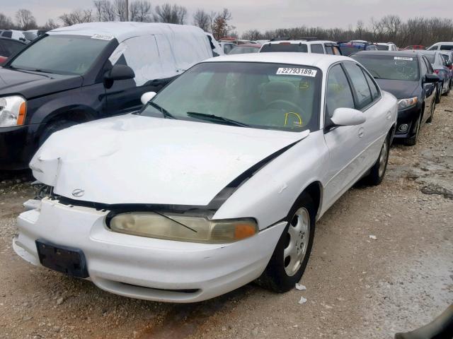 1G3WS52K5WF376392 - 1998 OLDSMOBILE INTRIGUE G WHITE photo 2