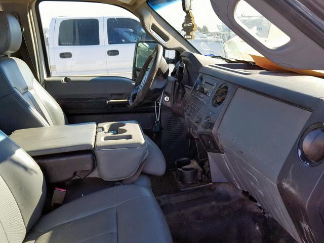 1FT7W2AT5BEC95278 - 2011 FORD F250 SUPER WHITE photo 5