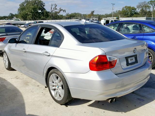 WBAVA33547KX72556 - 2007 BMW 328 I SILVER photo 3