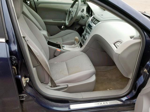 1G1ZH57B284195312 - 2008 CHEVROLET MALIBU 1LT BLUE photo 5
