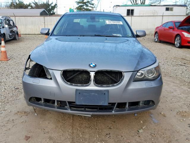 WBANF33597CW69418 - 2007 BMW 525 XI GRAY photo 9