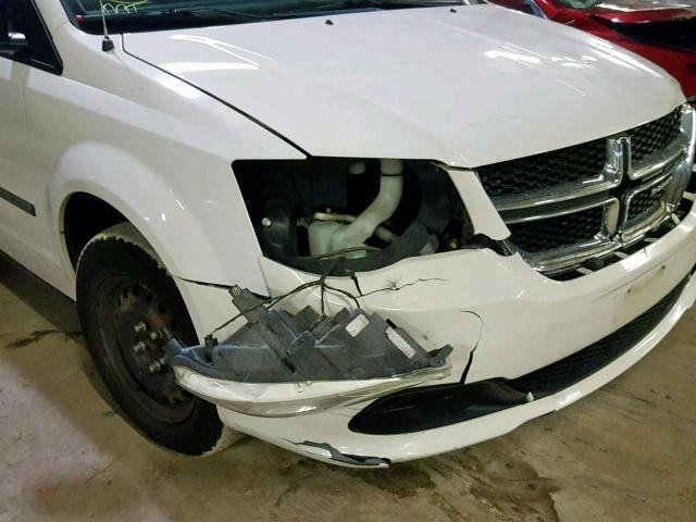 2D4JN1AG0BR600939 - 2011 DODGE GRAND CARA WHITE photo 9