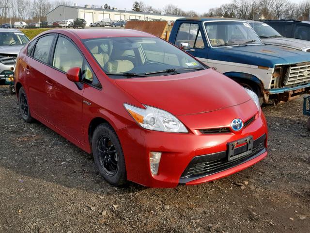 JTDKN3DU0D5638427 - 2013 TOYOTA PRIUS RED photo 1