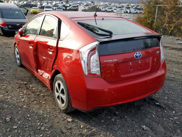 JTDKN3DU0D5638427 - 2013 TOYOTA PRIUS RED photo 3