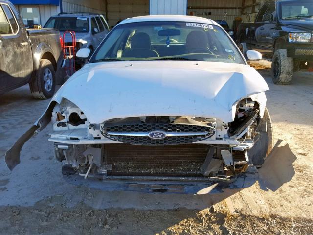 1FAFP55U91G266615 - 2001 FORD TAURUS SES WHITE photo 9