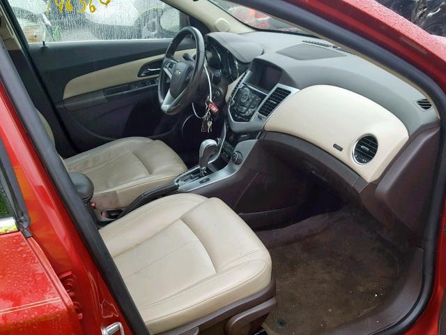 1G1PH5S97B7202174 - 2011 CHEVROLET CRUZE LTZ RED photo 5