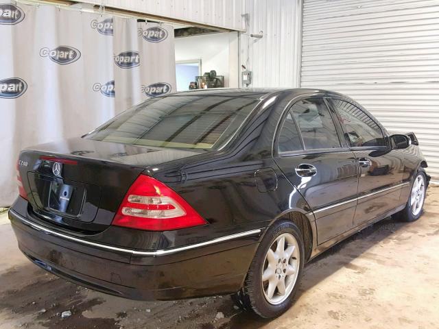 WDBRF61J54E018775 - 2004 MERCEDES-BENZ C 240 BLACK photo 4