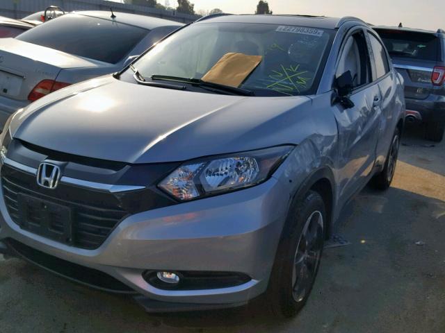 3CZRU5H78JM709875 - 2018 HONDA HR-V EXL SILVER photo 2