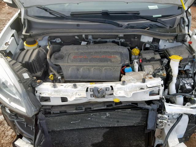 ZFBERFBT3F6A77561 - 2015 RAM PROMASTER 白色 照片 7