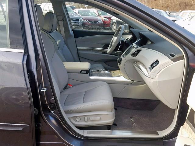 JH4KC1F59JC000845 - 2018 ACURA RLX TECH GRAY photo 5