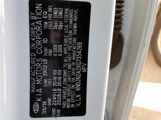 KNDJN2A2XG7354269 - 2016 KIA SOUL WHITE photo 10