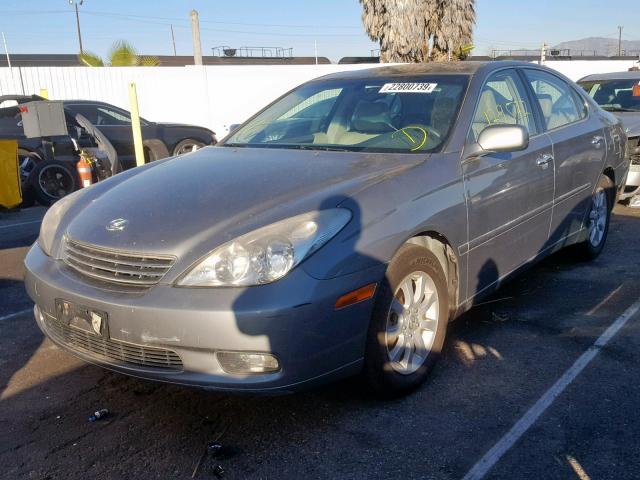 JTHBF30G120010270 - 2002 LEXUS ES 300 GRAY photo 2