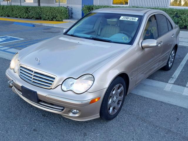 WDBRF61JX5A675810 - 2005 MERCEDES-BENZ C 240 BEIGE photo 2