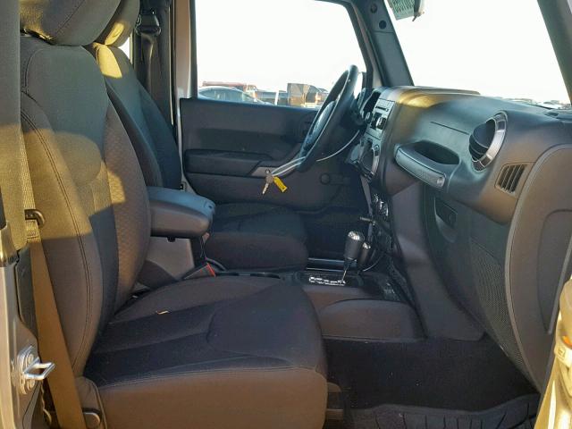 1C4AJWAG4HL737583 - 2017 JEEP WRANGLER S SILVER photo 5