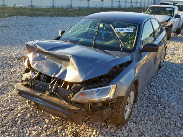 3VW2K7AJ9EM304657 - 2014 VOLKSWAGEN JETTA BASE GRAY photo 2
