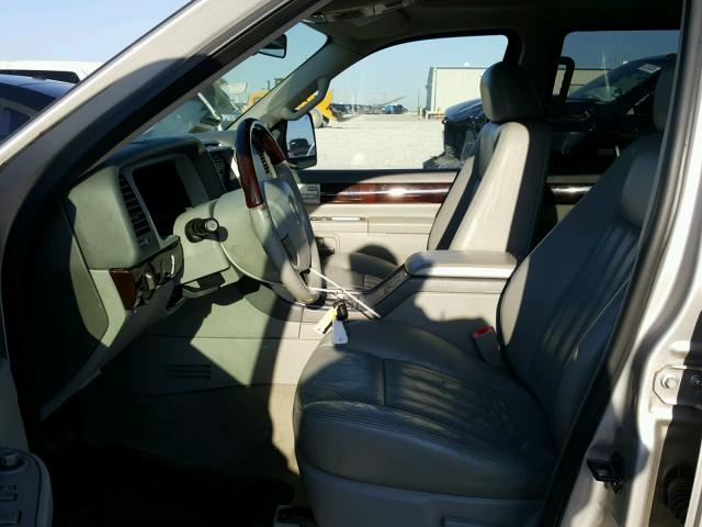 5LMEU78H53ZJ30247 - 2003 LINCOLN AVIATOR 银色 照片 5