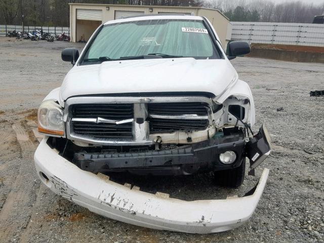 1D8HD58N15F584662 - 2005 DODGE DURANGO LI WHITE photo 9