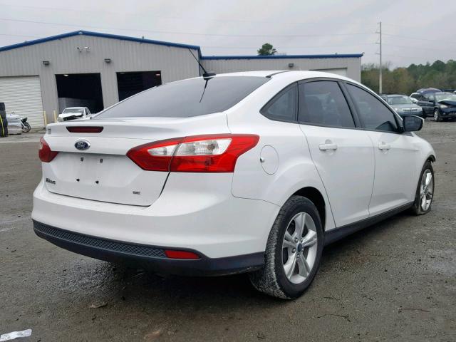 1FADP3F25DL258208 - 2013 FORD FOCUS SE WHITE photo 4