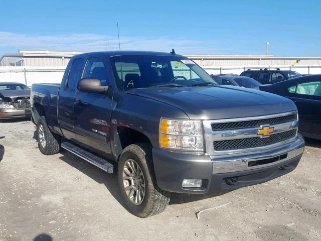 1GCRKSE34BZ329590 - 2011 CHEVROLET SILVERADO GRAY photo 1