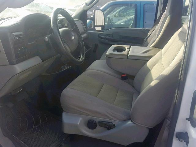 1FTNX205X7EA70031 - 2007 FORD F250 SUPER WHITE photo 5